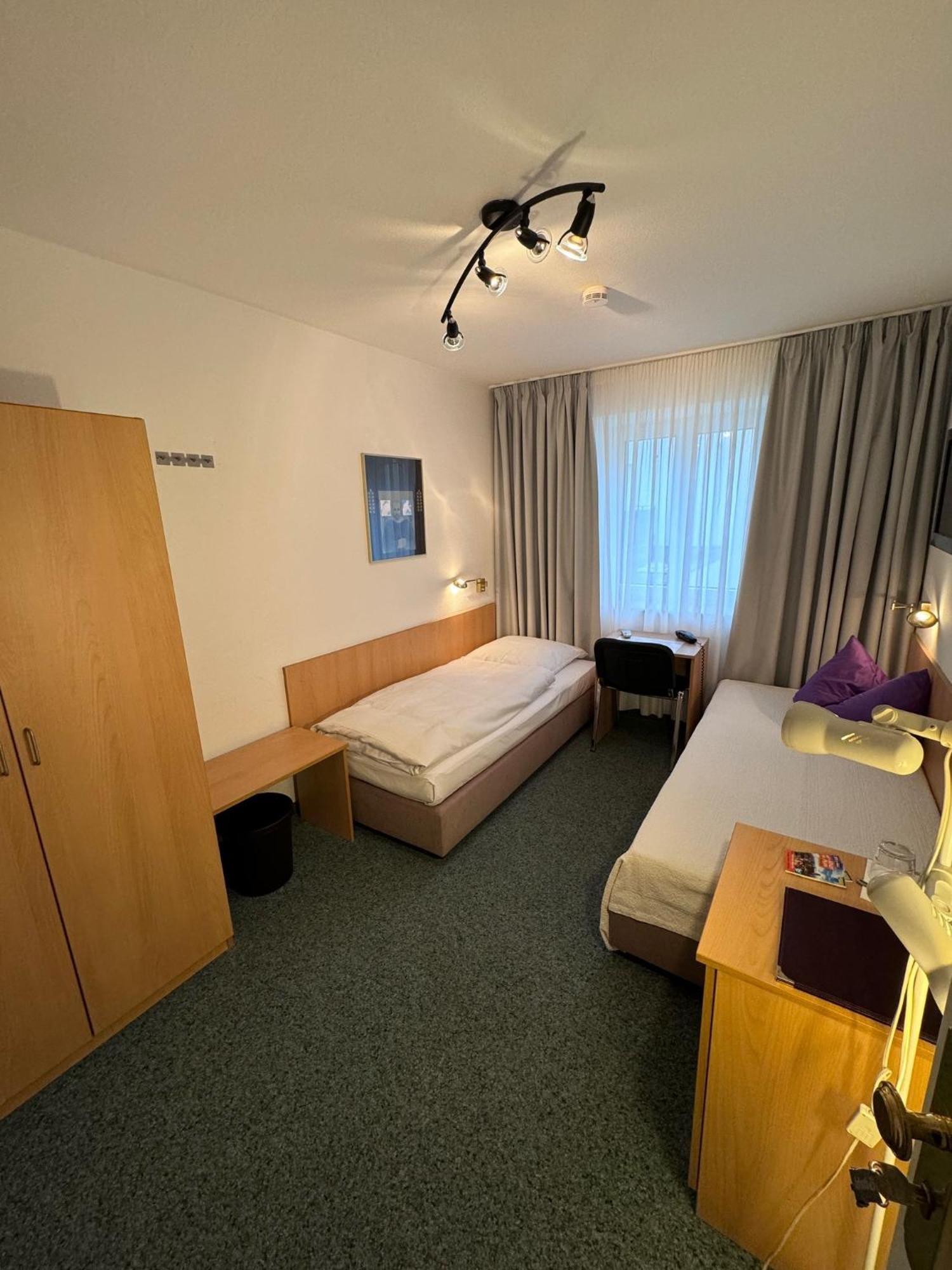Hotel Occam Мюнхен Экстерьер фото